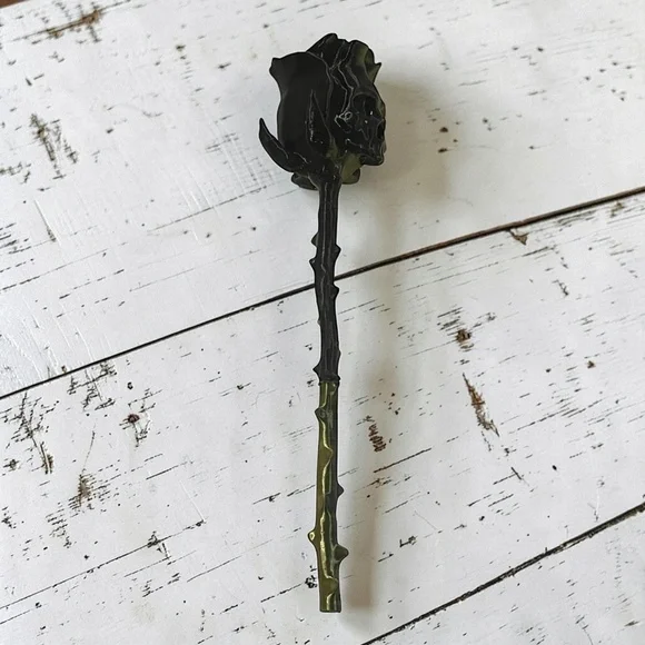 Handcrafted Multicolor Gold-Black Skull Rose (Price for 1) - Picture 11 of 16